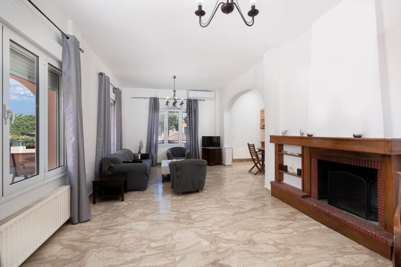 Mtc-D Apartments By The Sea And Airport Pórto Ráfti エクステリア 写真